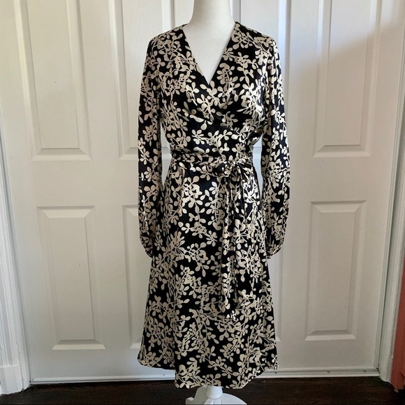 Donna Ricco Black and Ivory Silk Floral Wrap Dress - Picture 1 of 11